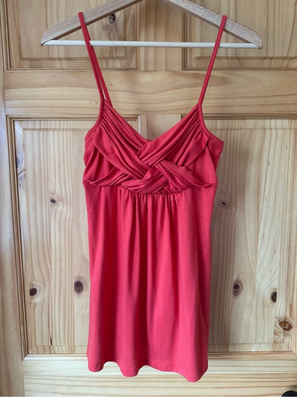 Zoah Designs Boutique Twist-Front Spaghetti Strap Cami Tank size medium